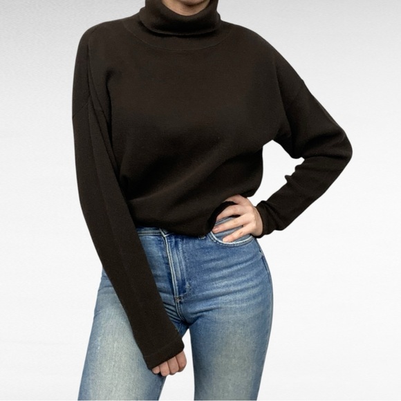 New Orleans Knitwear | Dark Brown Soft Turtleneck Drop Sleeve Pullover Sweater - Picture 4 of 5